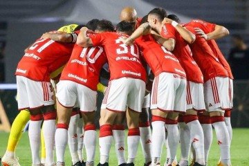 O Internacional avançou às oitavas de final na decisão por pênaltis contra o CSA, em Maceió -  (crédito: Ricardo Duarte/Internacional)