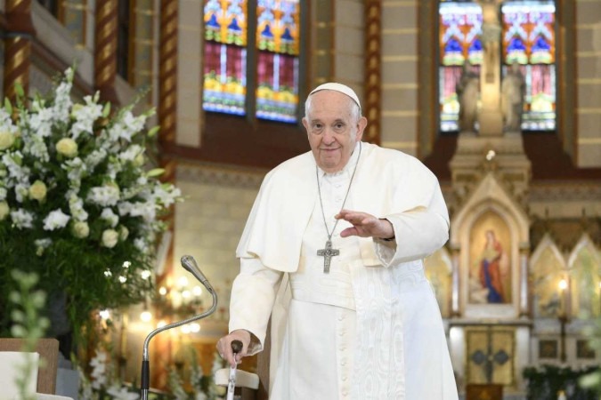 Mensagem acolhedora do papo virou notícia no mundo -  (crédito: SIMONE RISOLUTI / VATICAN MEDIA / AFP)