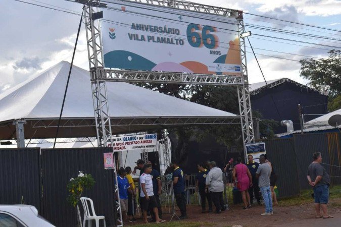 Aniversário da Vila Planalto tem shows, brincadeiras para a criançada, pipoca e algodão doce - (crédito: Mariana Lins ) Aniversário da Vila Planalto tem shows, brincadeiras para a criançada, pipoca e algodão doce - (crédito: Mariana Lins )