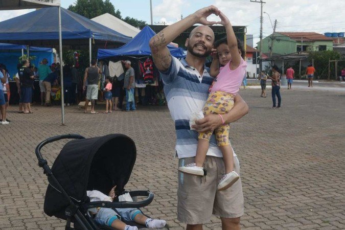 Michael de Mello e os filhos se reuniram para celebrar