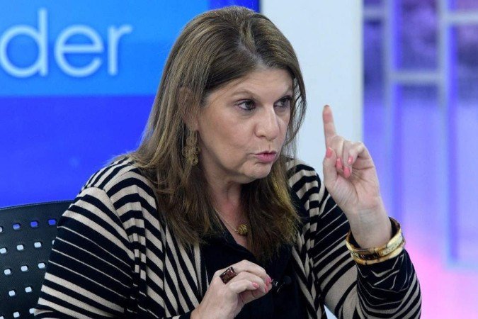  01/05/2023 Credito: Ed Alves/CB/DA.Press. Cidades. CB.PODER recebe Ilana Trombka, Diretora Geral do Senado Federal. Na bancada: Denise Rothenburg.