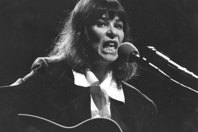  29/11/1991. Crédito: Carlos Eduardo/CB/D.A Press. Cantora Rita Lee, durante apresentação no Teatro Nacional. 
      Caption 