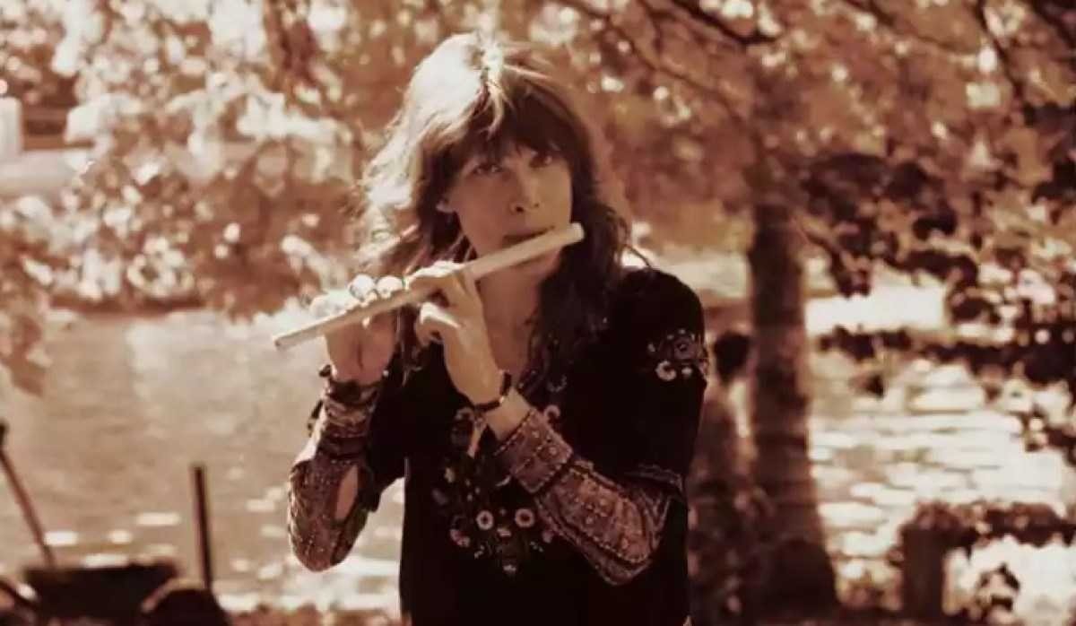 Em 9 de setembro de 1975, o fotógrafo Evandro Santiago registrou para o EM show de Rita Lee em BH