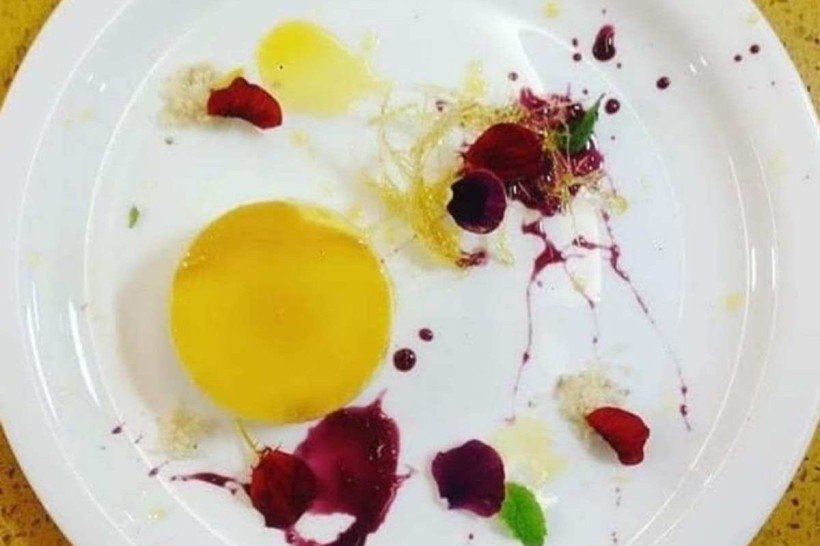 Pudim preparado pela chef Natália Sávio