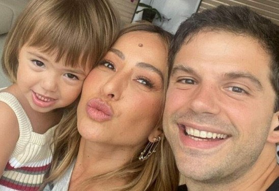 Reprodução/Instagram Sabrina Sato, Duda Nagle e filha Zoe