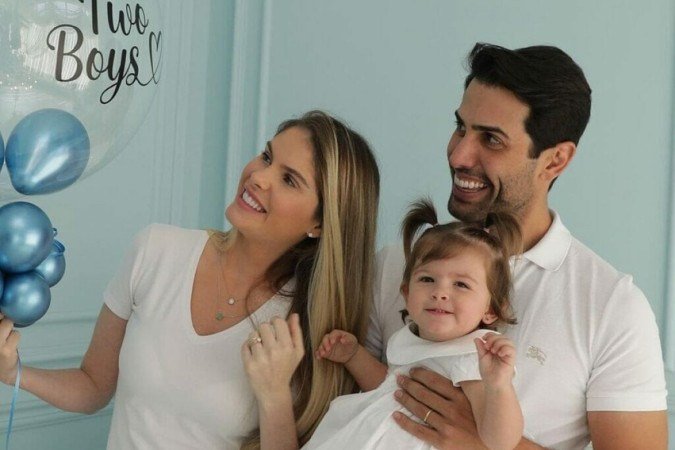 Bárbara Evans e família. - (crédito: Reprodução/ Magda Pinheiro fotografia/ Intagram- barbaraevans22) Bárbara Evans e família. - (crédito: Reprodução/ Magda Pinheiro fotografia/ Intagram- barbaraevans22)