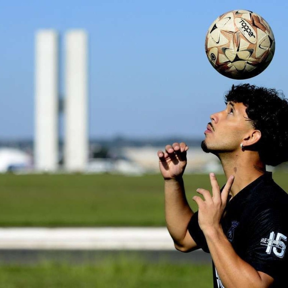 Quer saber como jogar futebol? – Startup