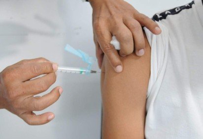 A estimativa do governo federal é alcançar cerca de 7 milhões de adolescentes e jovens ainda não vacinados nessa faixa etária -  (crédito: Lúcio Bernardo Jr./Agência Brasília) -A estimativa do governo federal é alcançar cerca de 7 milhões de adolescentes e jovens ainda não vacinados nessa faixa etária -  (crédito: Lúcio Bernardo Jr./Agência Brasília)