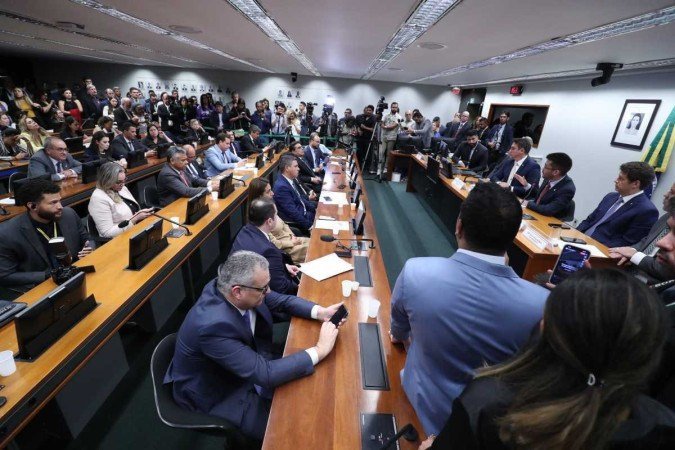 Deputados reunidos na CPI do MST: investigação será focada no financiamento do movimento -  (crédito: Bruno Spada/Câmara dos Deputados)