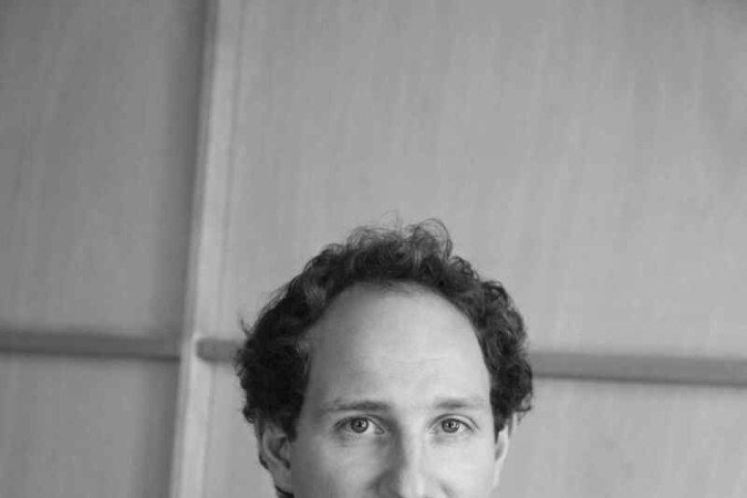 Escritor holandês David de Jong, autor de Bilionários Nazistas