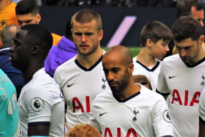 Lucas Moura durante partida pelo Tottenham diante do Wolverhampton, em 2020.       
     -  (crédito: Normann/ Flickr)