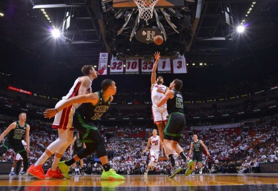 Jesse D. Garrabrant / NBAE / Getty Images / Getty Images via AFP)