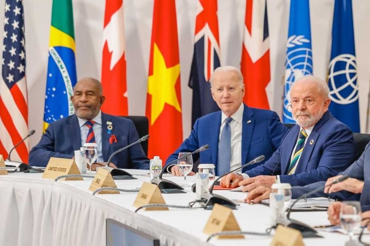 Reeditar a Guerra Fria seria uma insensatez, diz Lula no G7