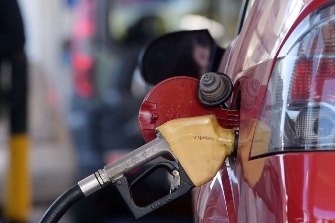 A gasolina comercializada pela estatal tem diferença de 18% (R$ 0,60) ante o PPI -  (crédito:  Ed Alves/CB/DA.Press)