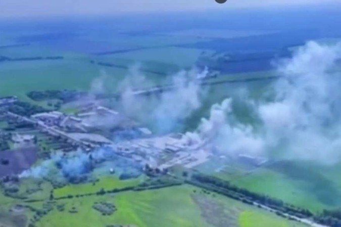 Casas em chamas: incursão reivindicada por meio do Telegram 