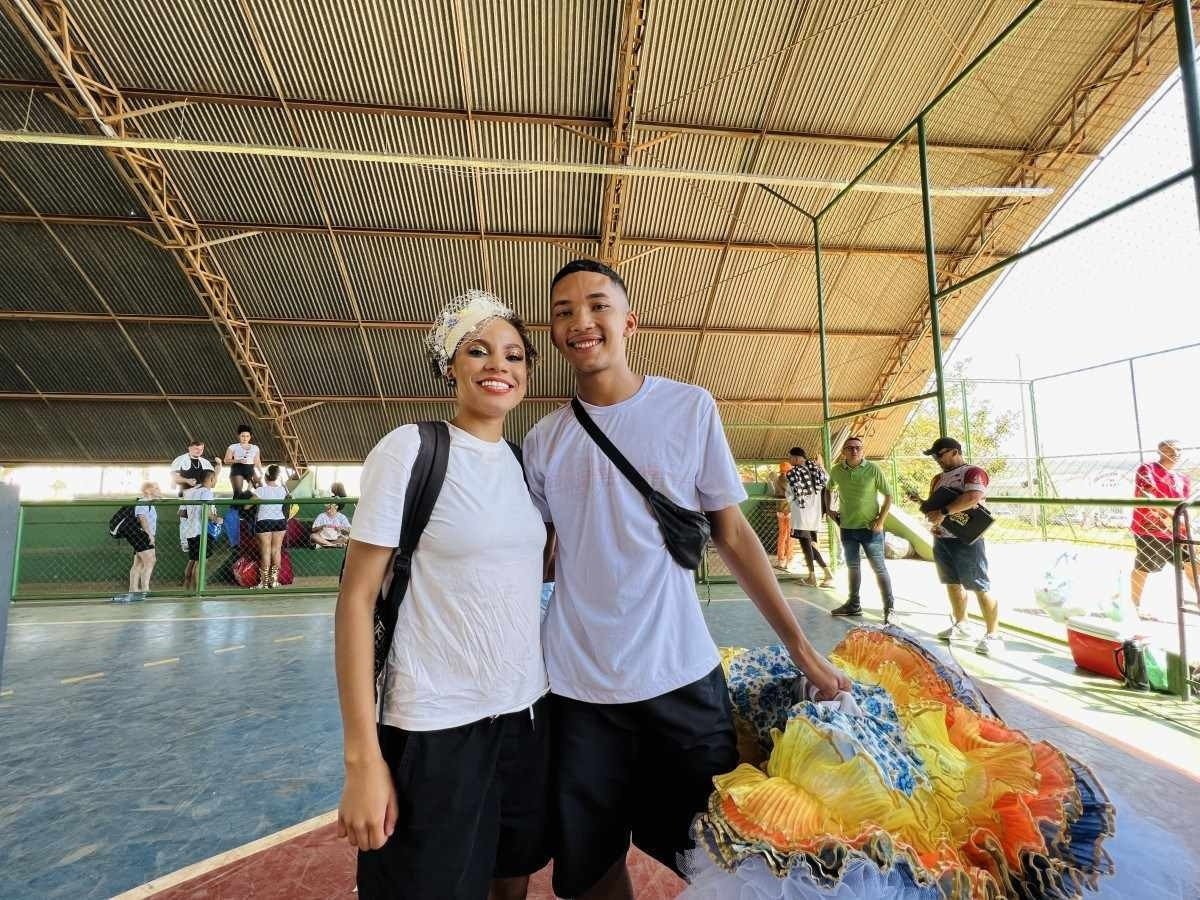 Letícia de Oliveira e Diego Garcia Santana entraram na Junina Formiga da Roça este ano. 