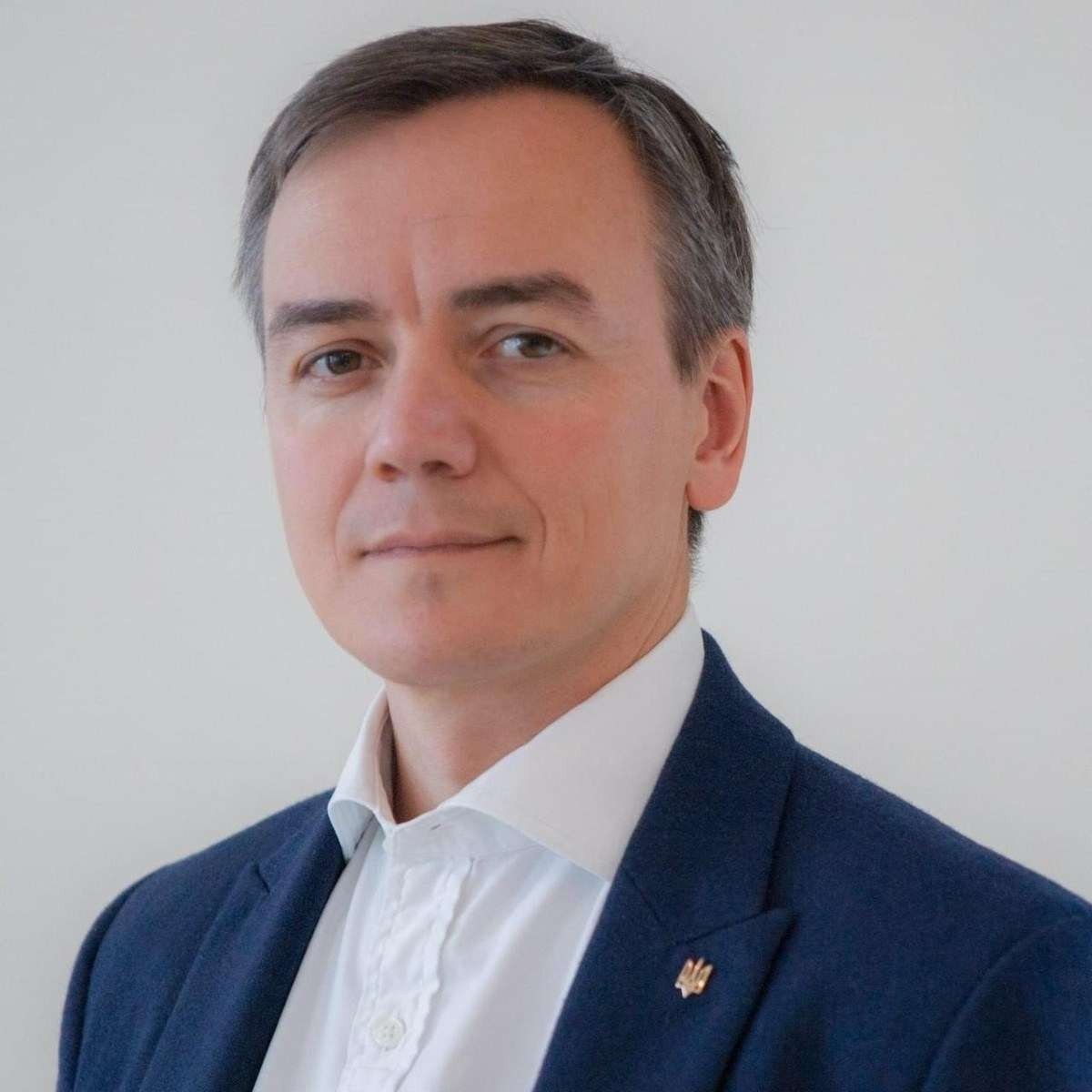 Oleksandr Khar&aacute;, ex-diplomata com forma&ccedil;&atilde;o em seguran&ccedil;a nacional e especialista do Centro pra Estrat&eacute;gias de Defesa (em Kiev)