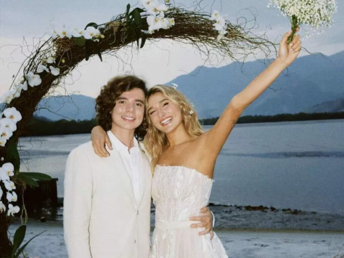 Sasha Meneghel comemora dois anos de casada com João Figueiredo