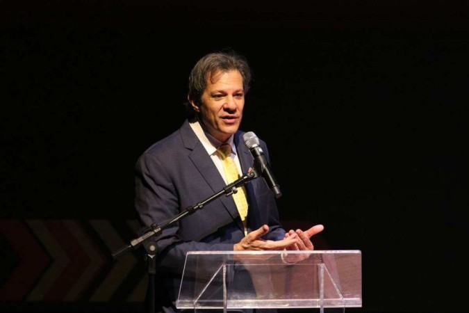 Haddad: plano prevê cerca de 100 ações interministeriais -  (crédito: Rovena Rosa/Agência Brasil)