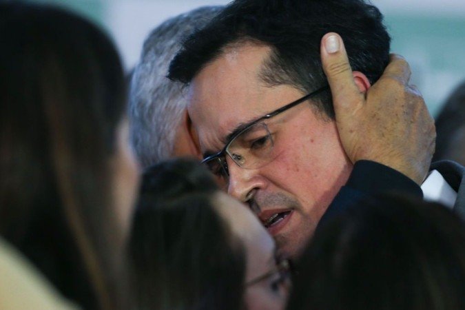  Bras..lia (DF) 17/05/2023 Ex-Deputado cassado, Deltan Dallagnol, durante pronunciamento no sal..o verde da C..mara. Foto Lula Marques/ Ag..ncia Brasil.
    