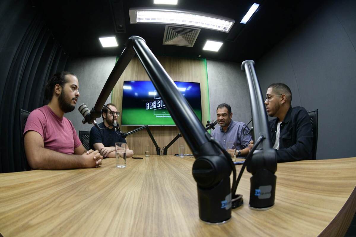 Paulo Martins, Danilo Queiroz, Marcos Paulo Lima e Victor Parrini projetam a oitava rodada do Brasileirão -  (crédito: Ed Alves/CB. DA Press)