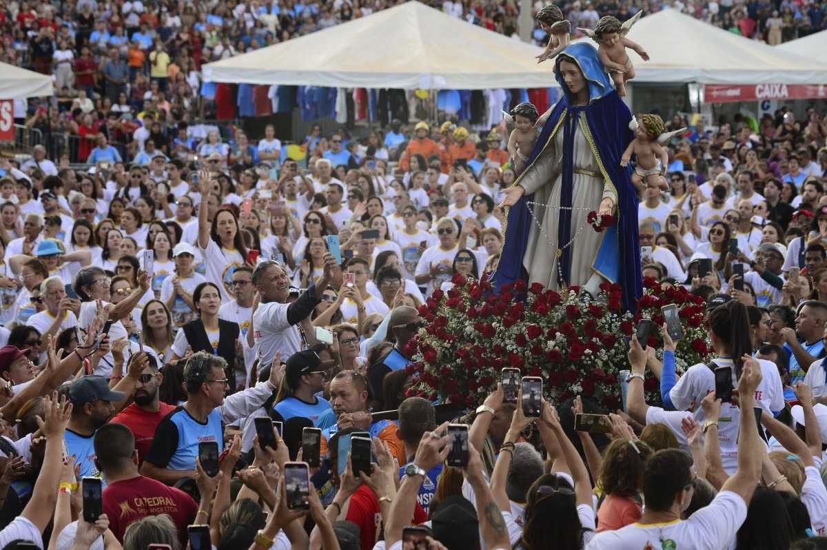 Pentecostes leva 1,5 milhão de pessoas ao Taguaparque