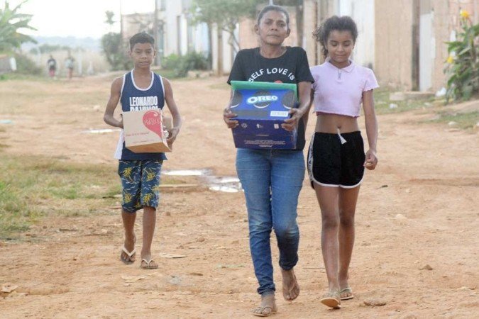 Alice Ericeira, do Sol Nascente, destaca a dificuldade de matricular todos os filhos em escolas públicas da região - (crédito: Ed Alves/CB/DA.Press) Alice Ericeira, do Sol Nascente, destaca a dificuldade de matricular todos os filhos em escolas públicas da região - (crédito: Ed Alves/CB/DA.Press)