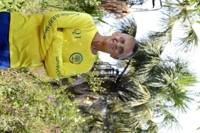  31/05/2023 Crédito: Marcelo Ferreira/CB/D.A Press. Brasil. Brasilia - DF -  Semana do meio ambiente. Sobradinho 1, quadra 1, local R.R.P Moura, Antônio Moura faz um trabalho de reflorestamento e cuidado da mata nativa, próximo ao Córrego Sobradinho.