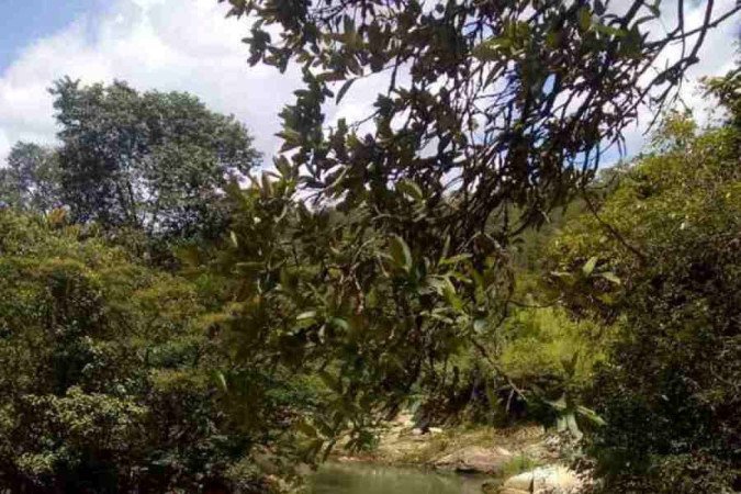 Conhecido como o "Tietê do DF" o rio Melchior recebe os resíduos descartados pelos moradores do Sol Nascente e Pôr do Sol