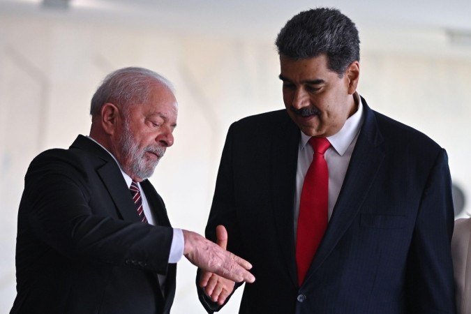 Após oito anos, Nicolás Maduro veio ao Brasil para encontro com Lula e reunião com outros líderes sul-americanos - (crédito: EPA ) Após oito anos, Nicolás Maduro veio ao Brasil para encontro com Lula e reunião com outros líderes sul-americanos - (crédito: EPA )