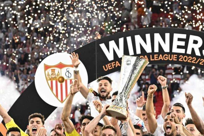 Vitória nos pênaltis dá ao Sevilla o título do Desafio dos Campeões - (crédito: Attila Kisbenedek/AFP) Vitória nos pênaltis dá ao Sevilla o título do Desafio dos Campeões - (crédito: Attila Kisbenedek/AFP)