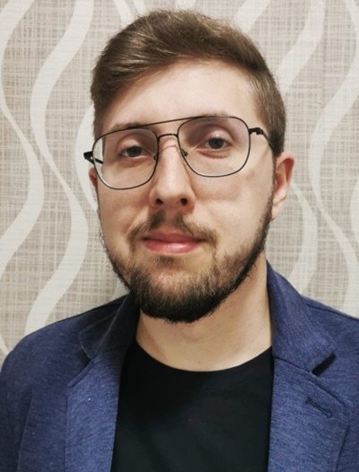 Não só em grandes organizações, o profissional de RH é fundamental para a sobrevivência de pequenos negócios" Bruno Rizzato, diretor do Trampolim Não só em grandes organizações, o profissional de RH é fundamental para a sobrevivência de pequenos negócios" Bruno Rizzato, diretor do Trampolim