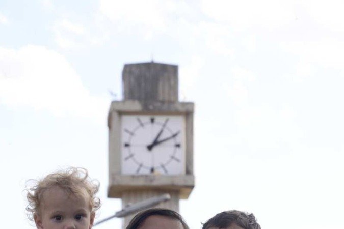 Antônia Valéria, 25, e os filhos representam o futuro 