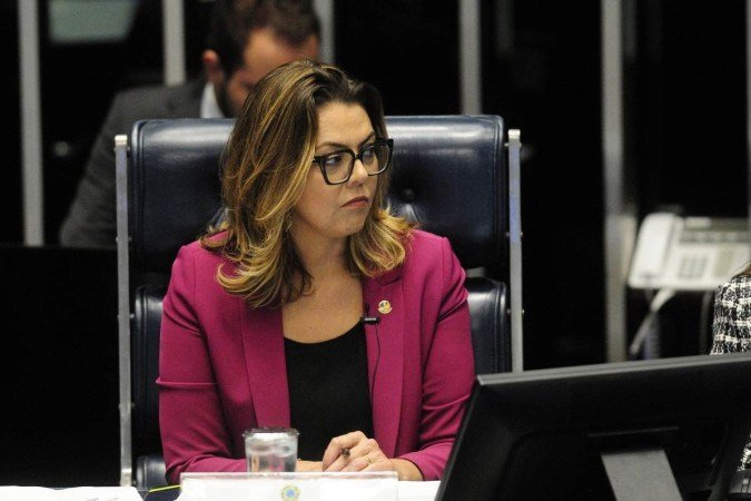 Leila do Vôlei pede explicações sobre dinheiro de aposentadoria aplicado em Banco Master
- (crédito: Minervino Júnior/CB/D.A.Press) Leila do Vôlei pede explicações sobre dinheiro de aposentadoria aplicado em Banco Master
- (crédito: Minervino Júnior/CB/D.A.Press)