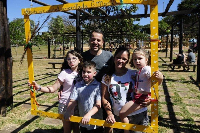 Lázaro e Rayanne Pereira se mudaram com a família para Taguatinga
