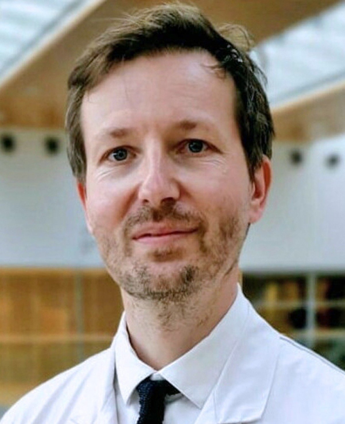 Yohann Loriot,  da Universidade de  Paris-Saclay, e colegas testam uma droga oral com taxas de resposta de 48,9%     