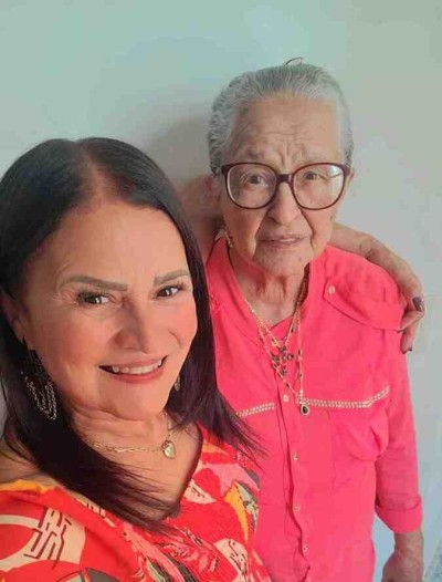 Maria Ilva e sua mãe, Rosa: peregrinação por hospitais virou rotina 