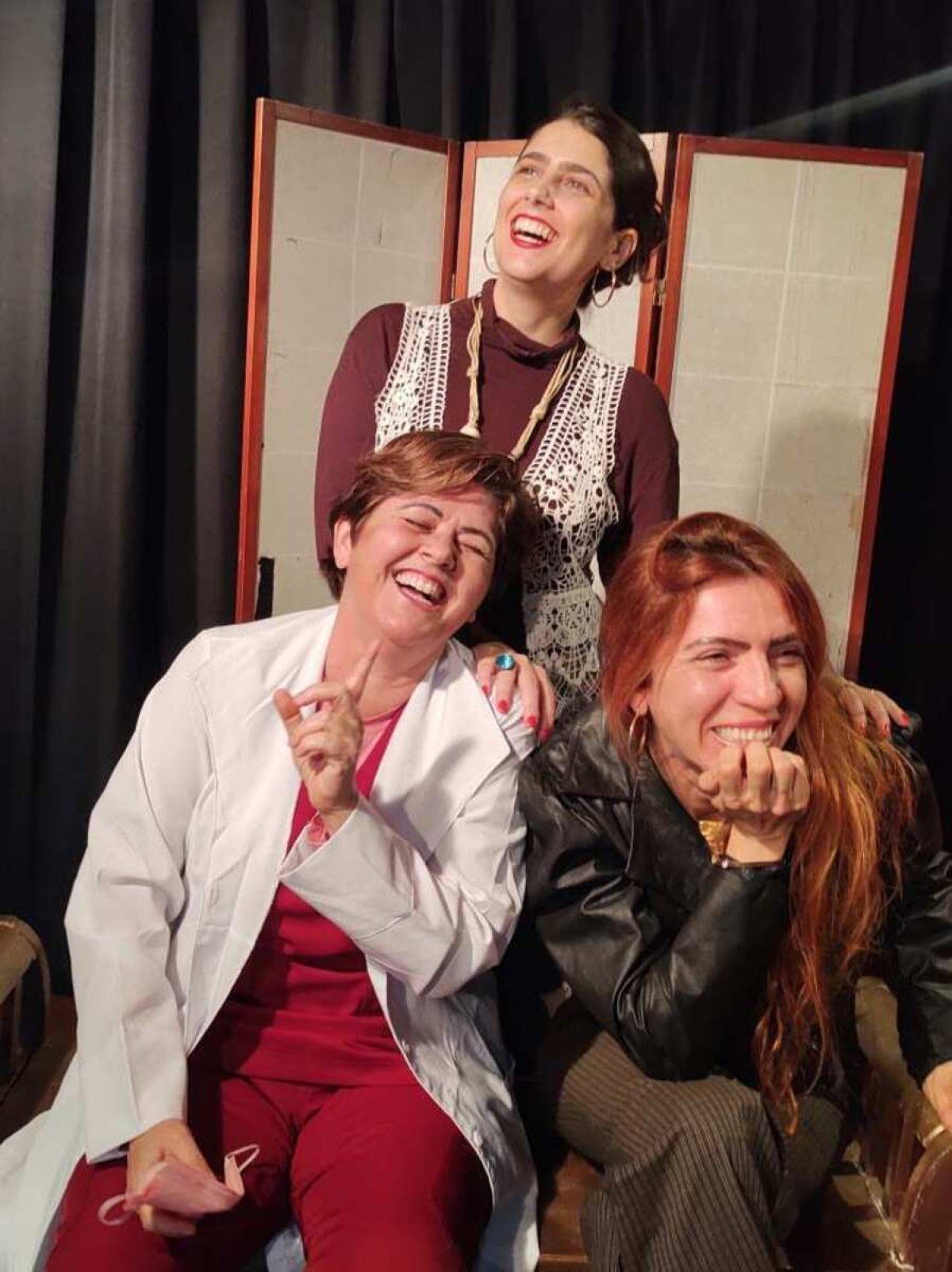 Happy Hour ópera Direção: Marcus Mota. Com Janette Dornellas, Sophia Dornellas e Clara Figueiroa 