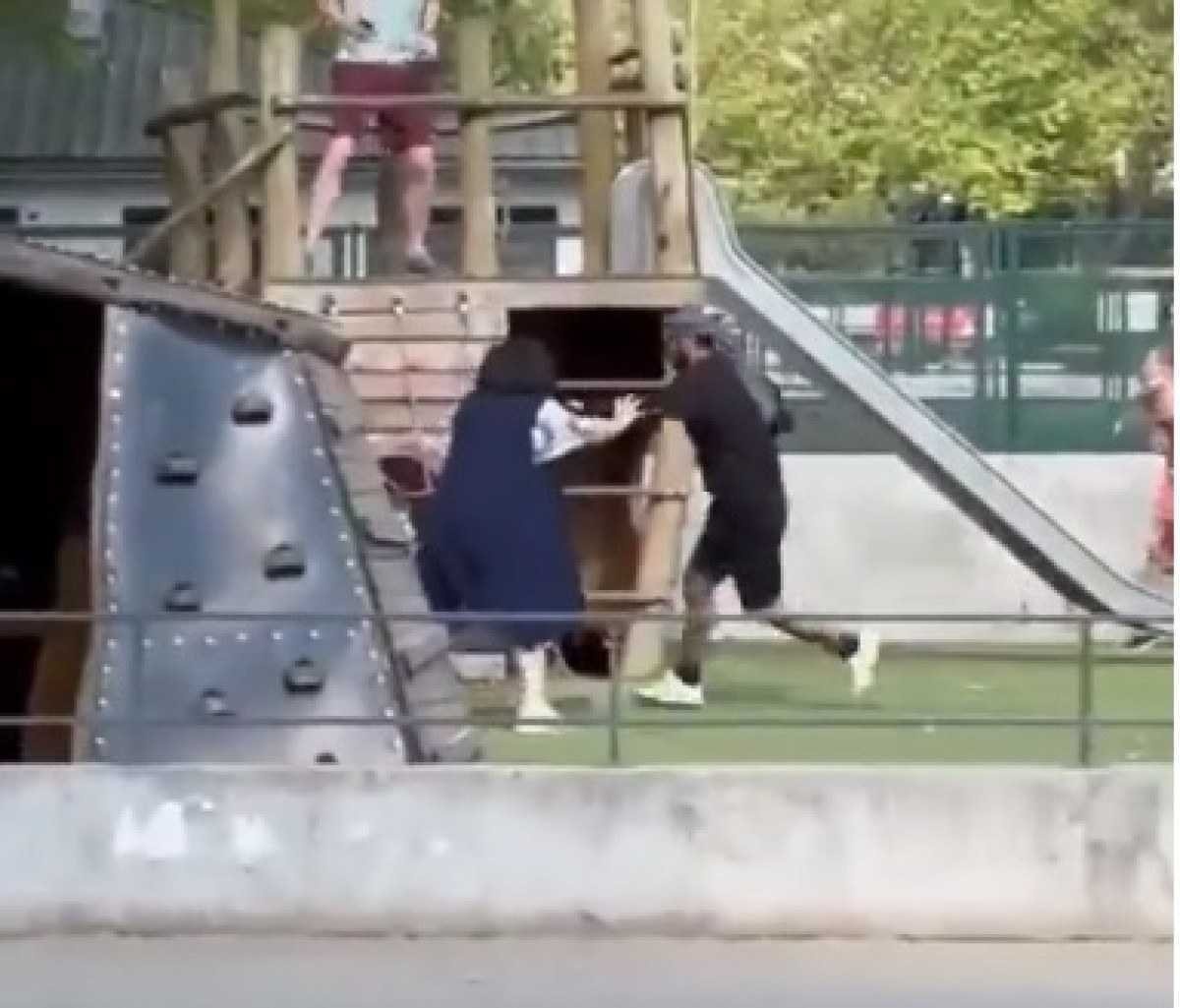 Homem esfaqueia quatro crianças em parque nos Alpes Franceses