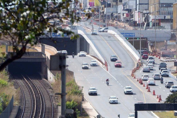  09/06/2023 Credito: Ed Alves/CB/DA.Press. Cidades. Tres dias Uteis do Tunel rei Pelé. 