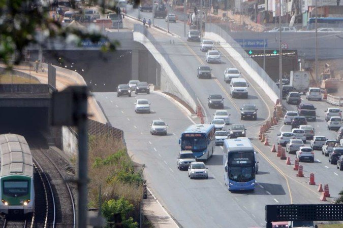  09/06/2023 Credito: Ed Alves/CB/DA.Press. Cidades. Tres dias Uteis do Tunel rei Pelé. 