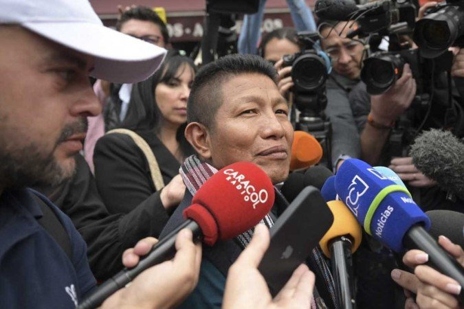 Fidencio Valencia (C), o avô dos meninos: 