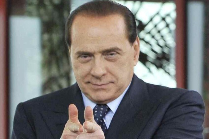 Silvio Berlusconi manteve laços estreitos com Milão, onde fez fortuna e presidiu por 31 anos o time de futebol AC Milan, que venceu a Liga dos Campeões cinco vezes enquanto ele estava à frente. -  (crédito:  AFP)