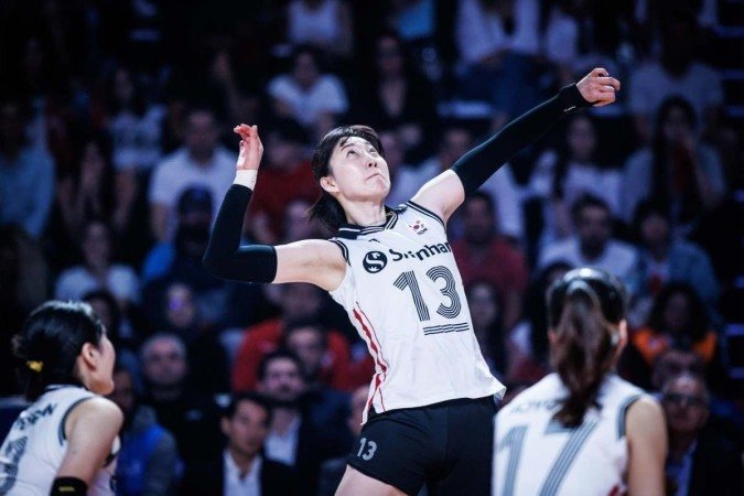 Coreanas encaram as brasileiras amanhã