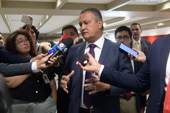  13/06/2023 Credito: Ed Alves/CB/DA.Press. Cidades. Ministro Rui Costa e Ministro Jade Filho, no Senado Federal.  -  (crédito:  Ed Alves/CB/DA.Press)