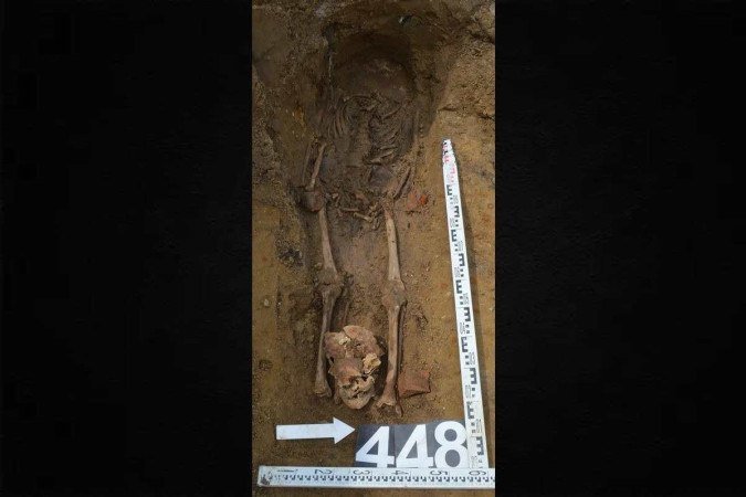 Na escavação na cidade de Luzino (Polônia), foram encontrados cerca de 450 restos mortais - (crédito: Maciej Stromski) Na escavação na cidade de Luzino (Polônia), foram encontrados cerca de 450 restos mortais - (crédito: Maciej Stromski)