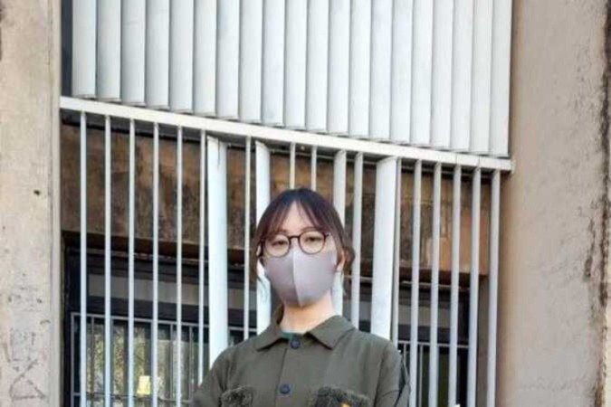 Neena Yamamoto, 20, veio do Japão e é estudante de letras — português. Está no Brasil há pouco mais de dois meses e valoriza roupas confortáveis