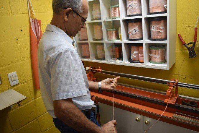 O musicista desmontou mais de cem vezes o piano que tinha para apurar o complexo conhecimento da afinação e da restauração