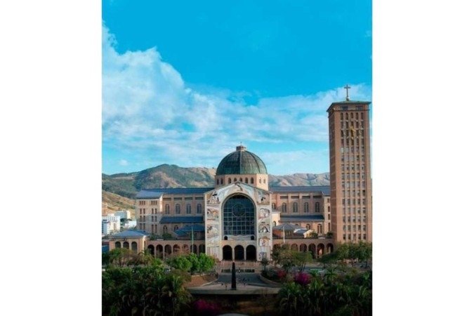 Santuário Nacional de Aparecida do Norte - (crédito: Reprodução/Instagram/@padroeira) Santuário Nacional de Aparecida do Norte - (crédito: Reprodução/Instagram/@padroeira)