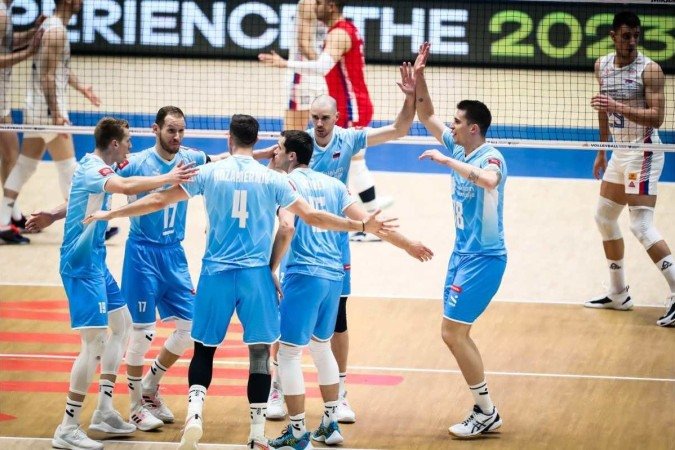 Seleção eslovena de vôlei atua na segunda fase da Liga das Nações Masculina, sediada em Orléans, na França